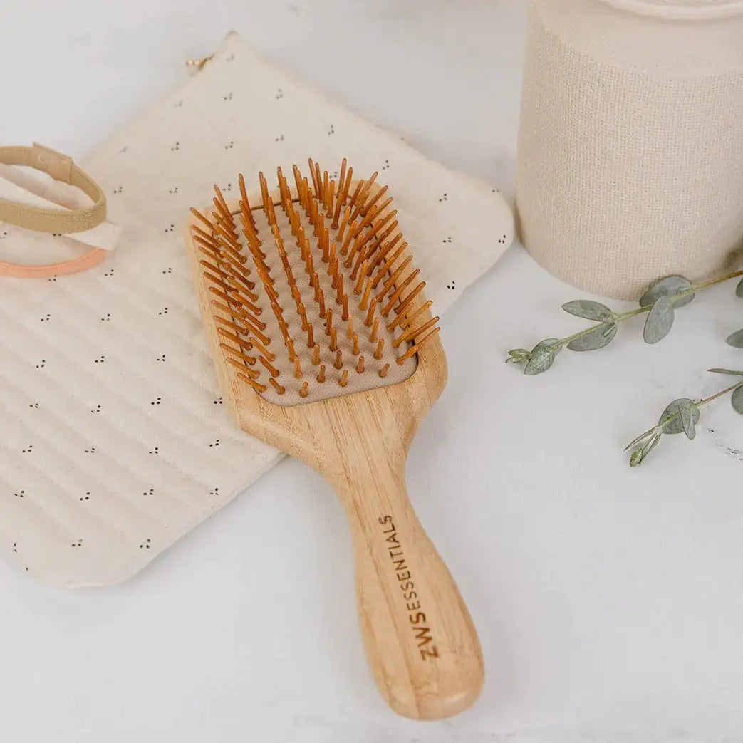 Brosse à cheveux en bambou